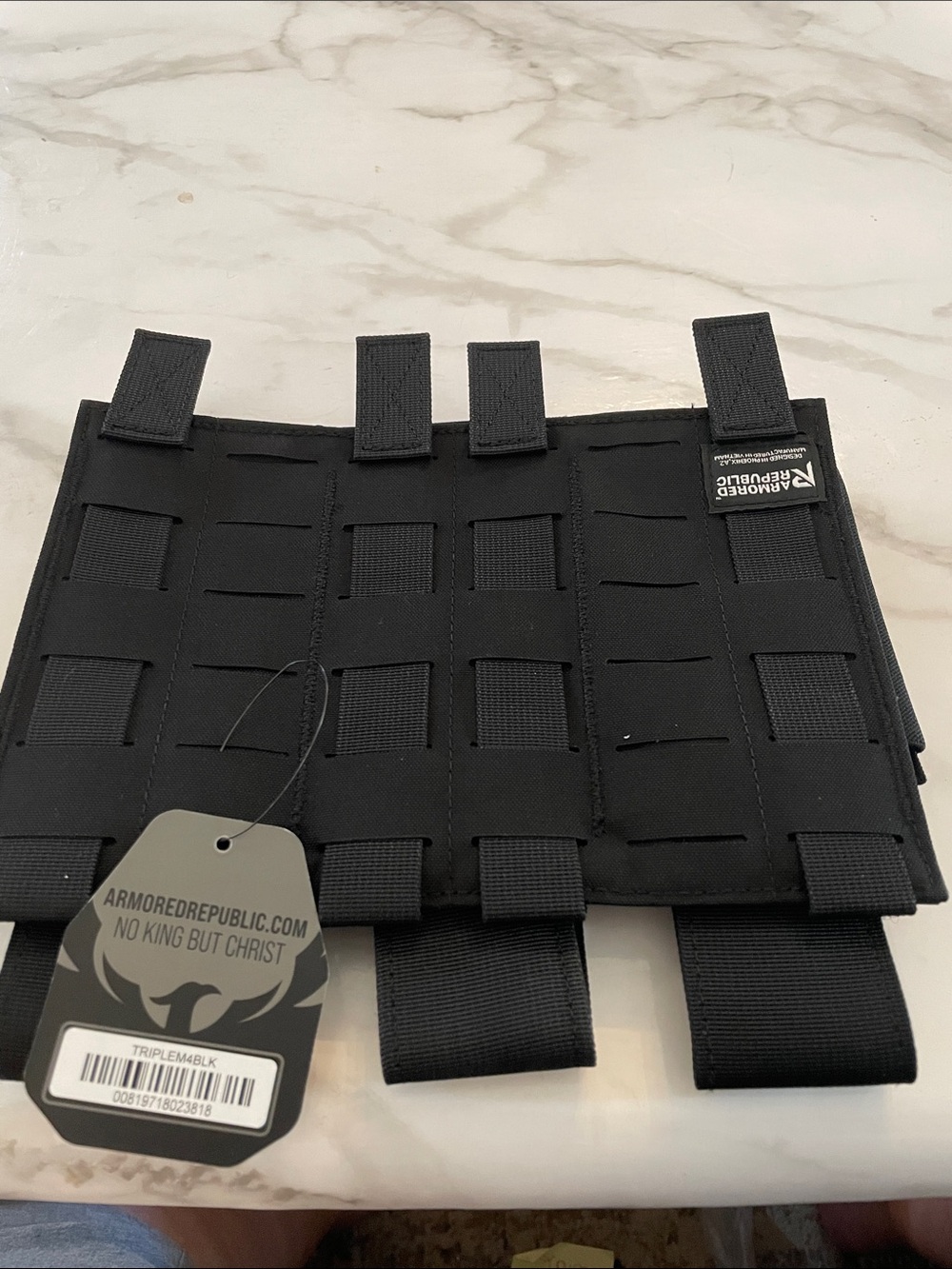 Rifle magazine pouch